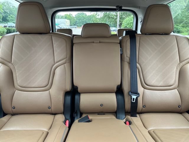 Used 2026 INFINITI QX80 Luxe w/ Cargo Package AWD/4WD image 28