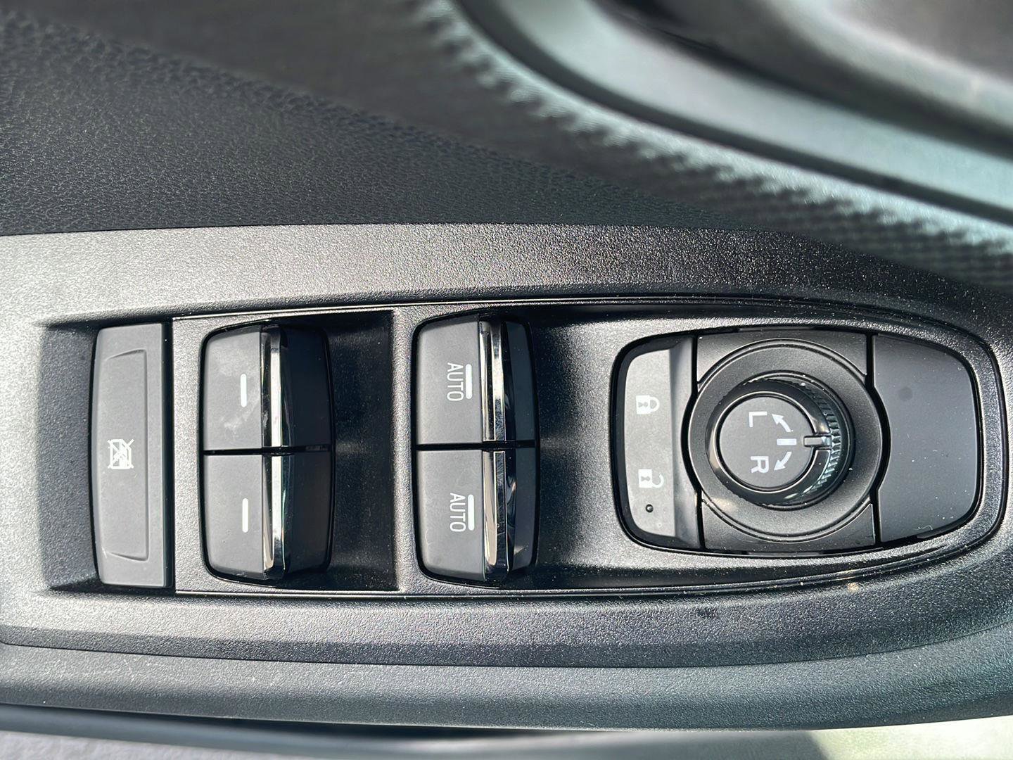 Used 2025 Subaru Crosstrek 2.5i Sport image 12