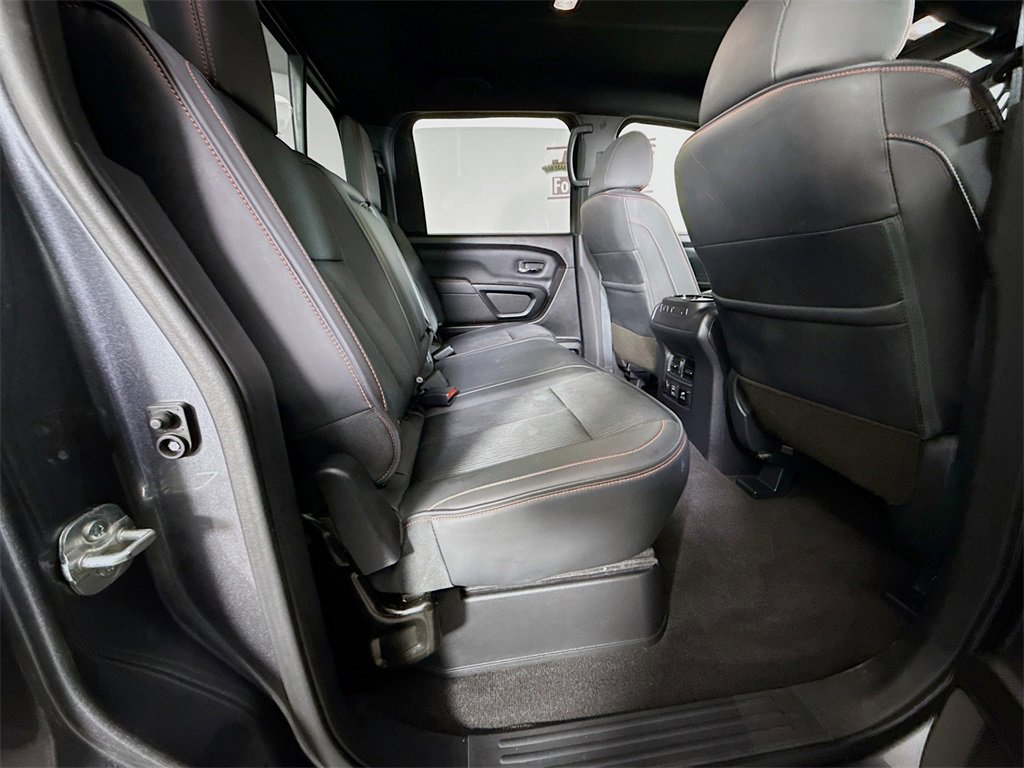 Used 2024 Nissan Titan PRO-4X image 29