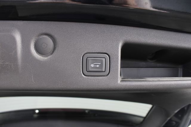 Used 2024 Chevrolet Equinox LT w/ LPO, Cargo Package image 18