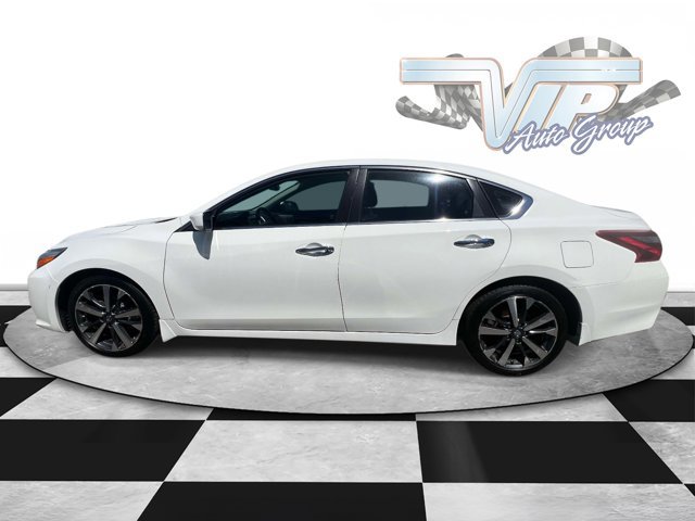 Used 2017 Nissan Altima 2.5 S w/ Power Driver Seat Package FWD image 4