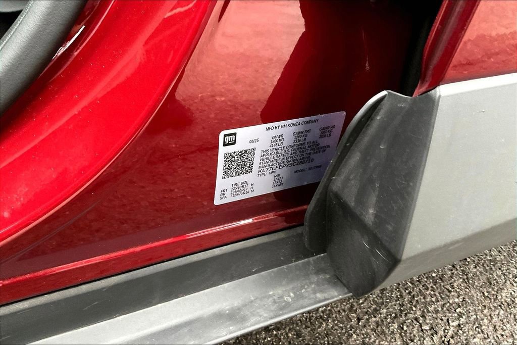 Used 2025 Chevrolet Trax LS FWD image 21