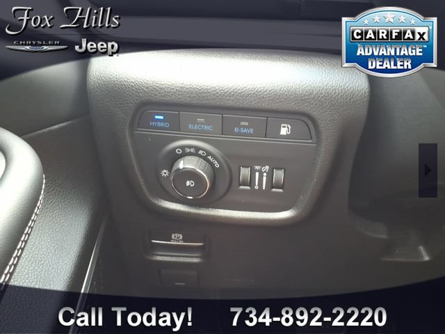 Used 2024 Jeep Grand Cherokee Limited 4xe w/ Trailer Tow Package AWD/4WD image 17