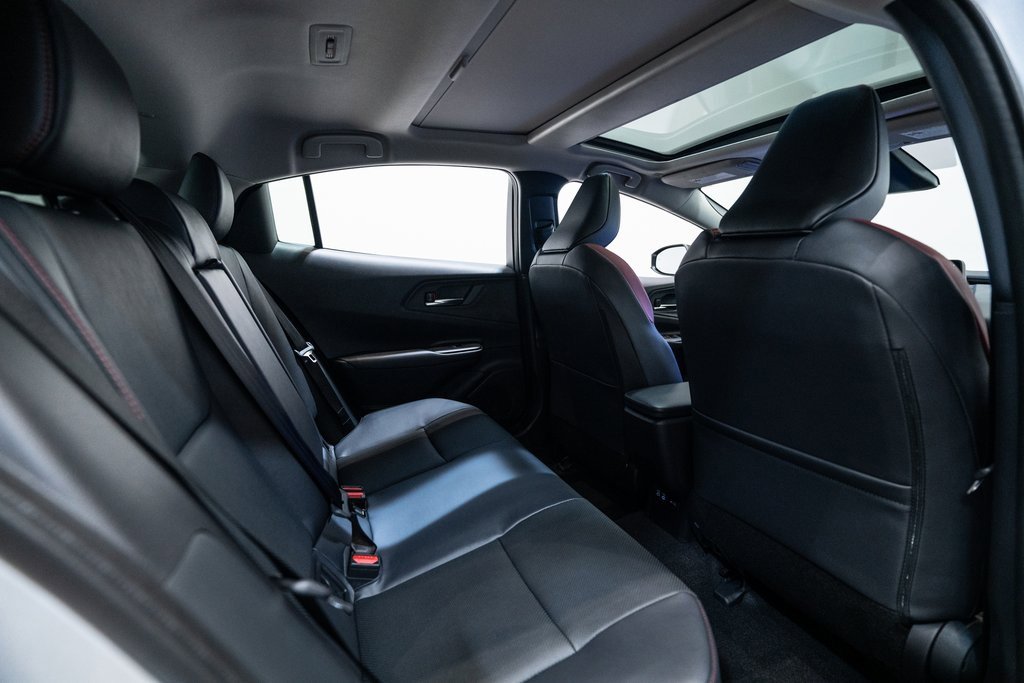 New 2026 Toyota Prius Plug-In Hybrid image 32