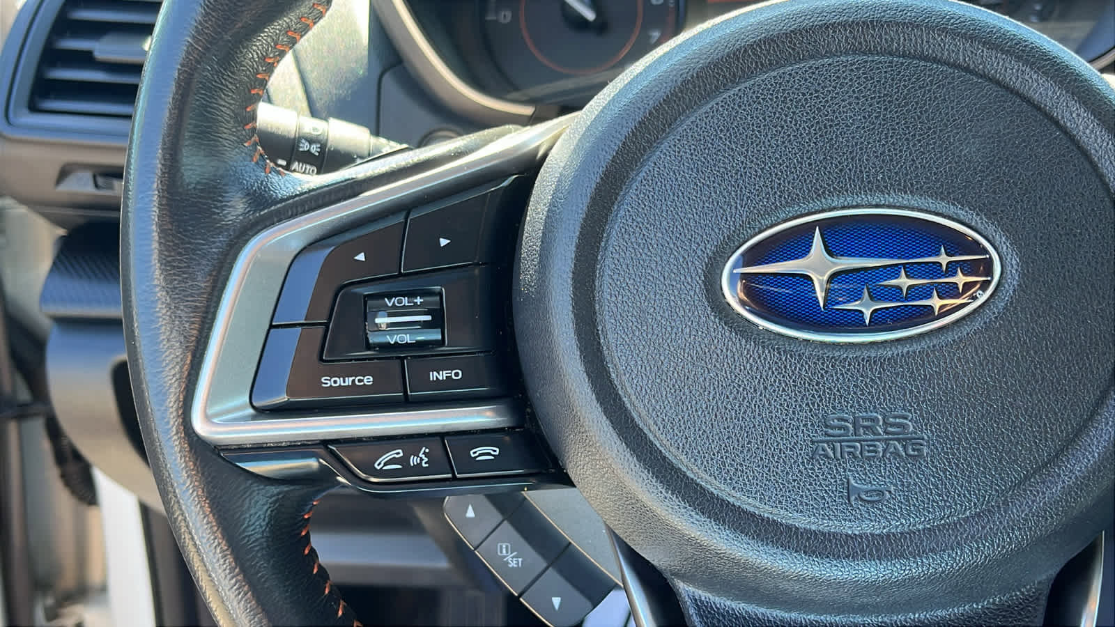 Used 2021 Subaru Crosstrek 2.0i Premium w/ Moonroof Package AWD/4WD image 13