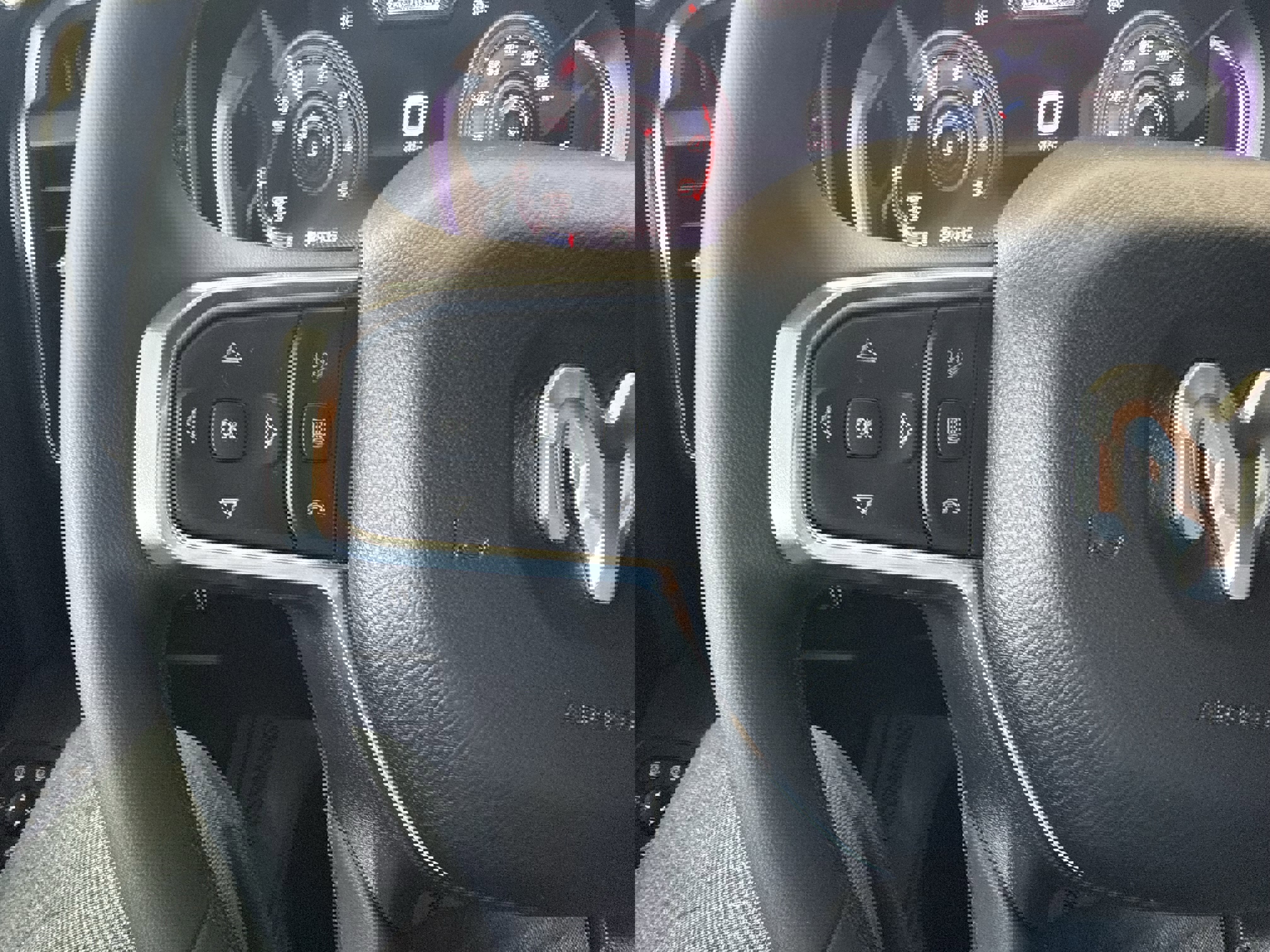 Used 2025 RAM 3500 Laramie image 31