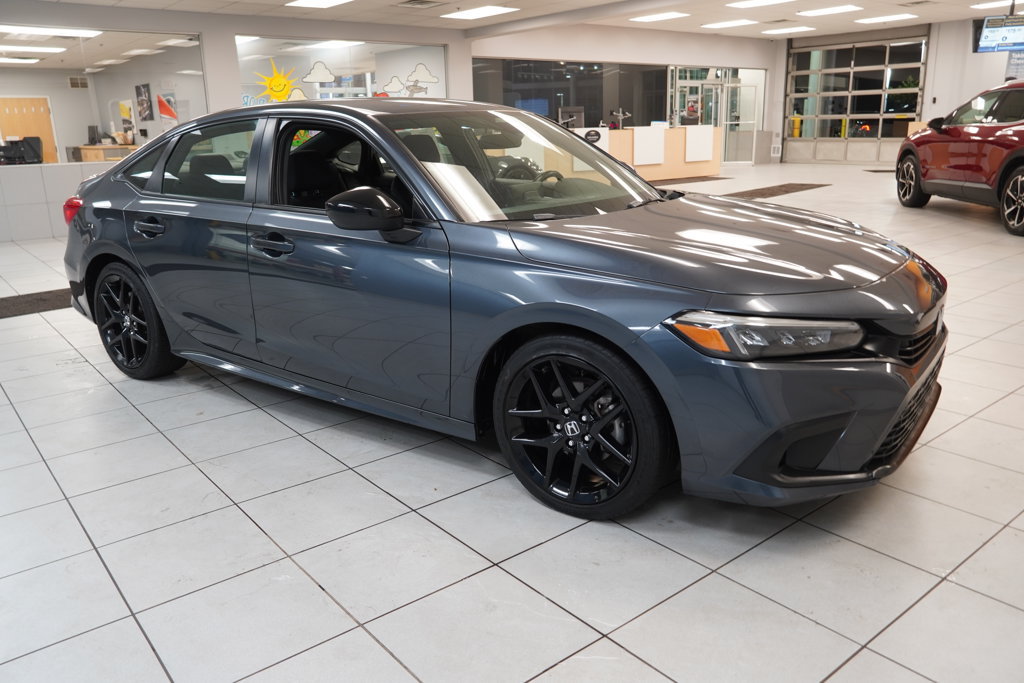 Used 2023 Honda Civic Sport image 13