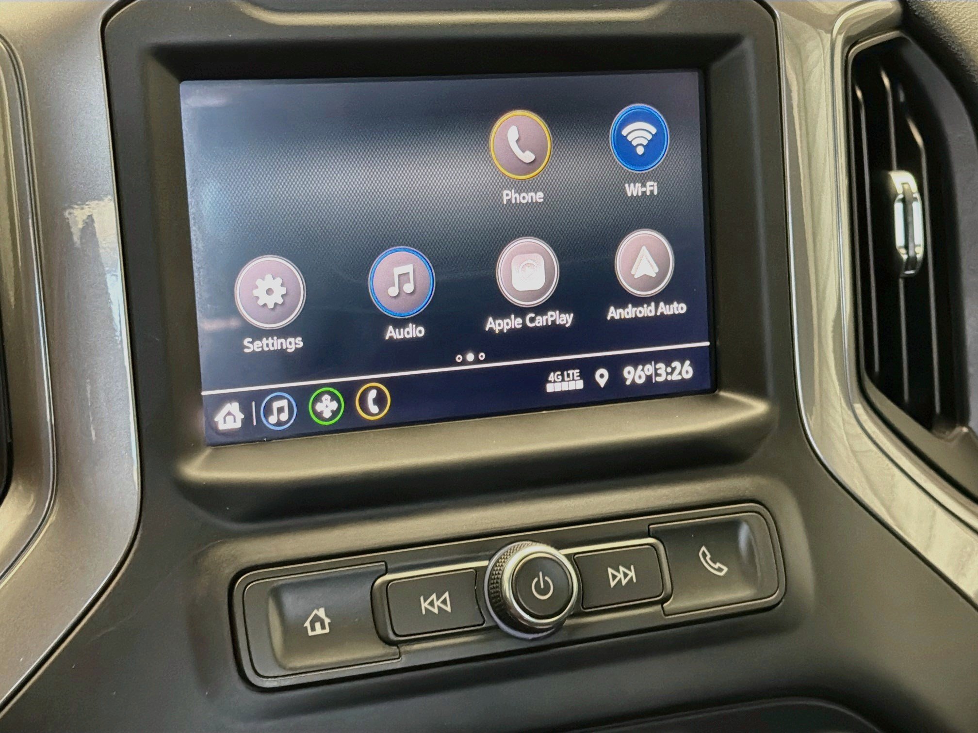Used 2022 Chevrolet Silverado 1500 Custom RWD image 9