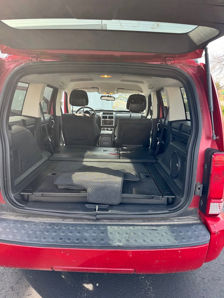 Used 2011 Dodge Nitro Heat image 12