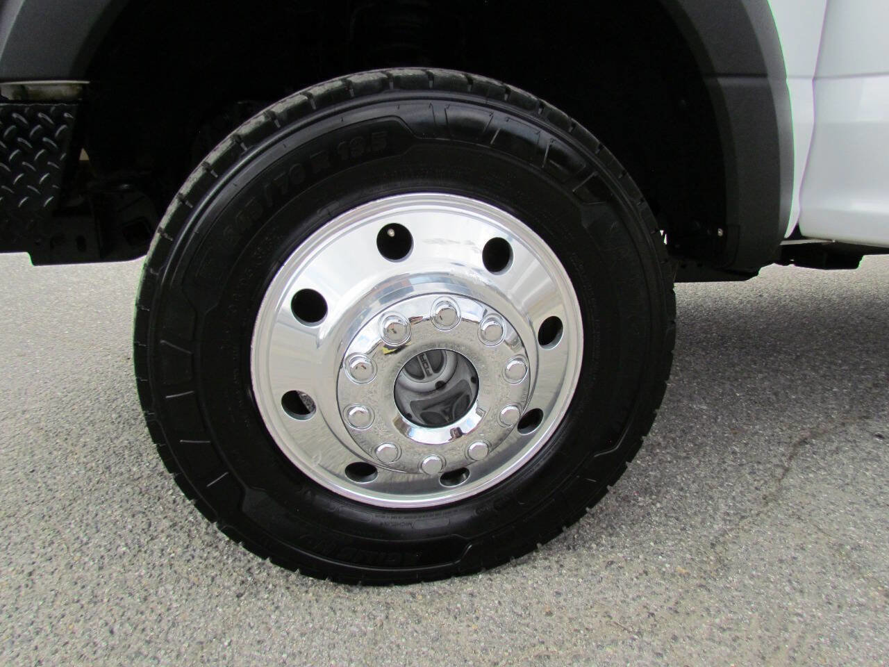 Used 2018 Ford F450 XL w/ XL Value Package image 25