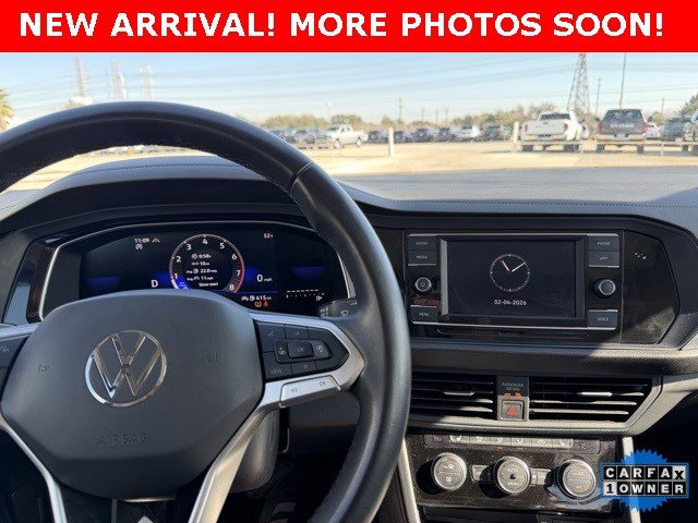 Used 2024 Volkswagen Jetta SE image 6