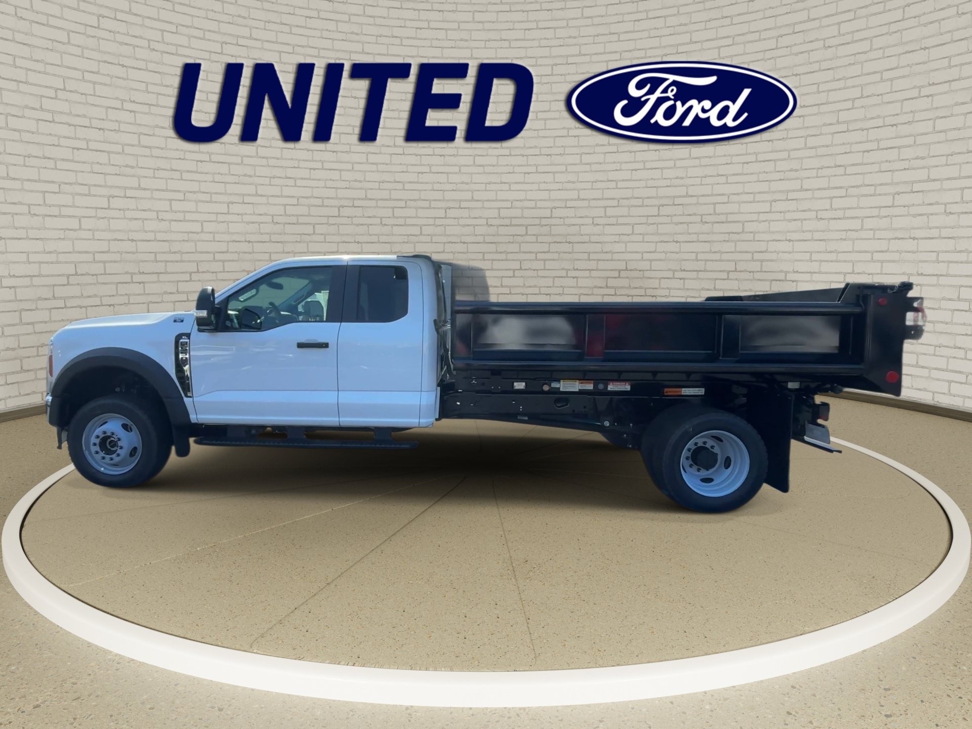 New 2026 Ford F550 4x4 Supercab Super Duty image 6