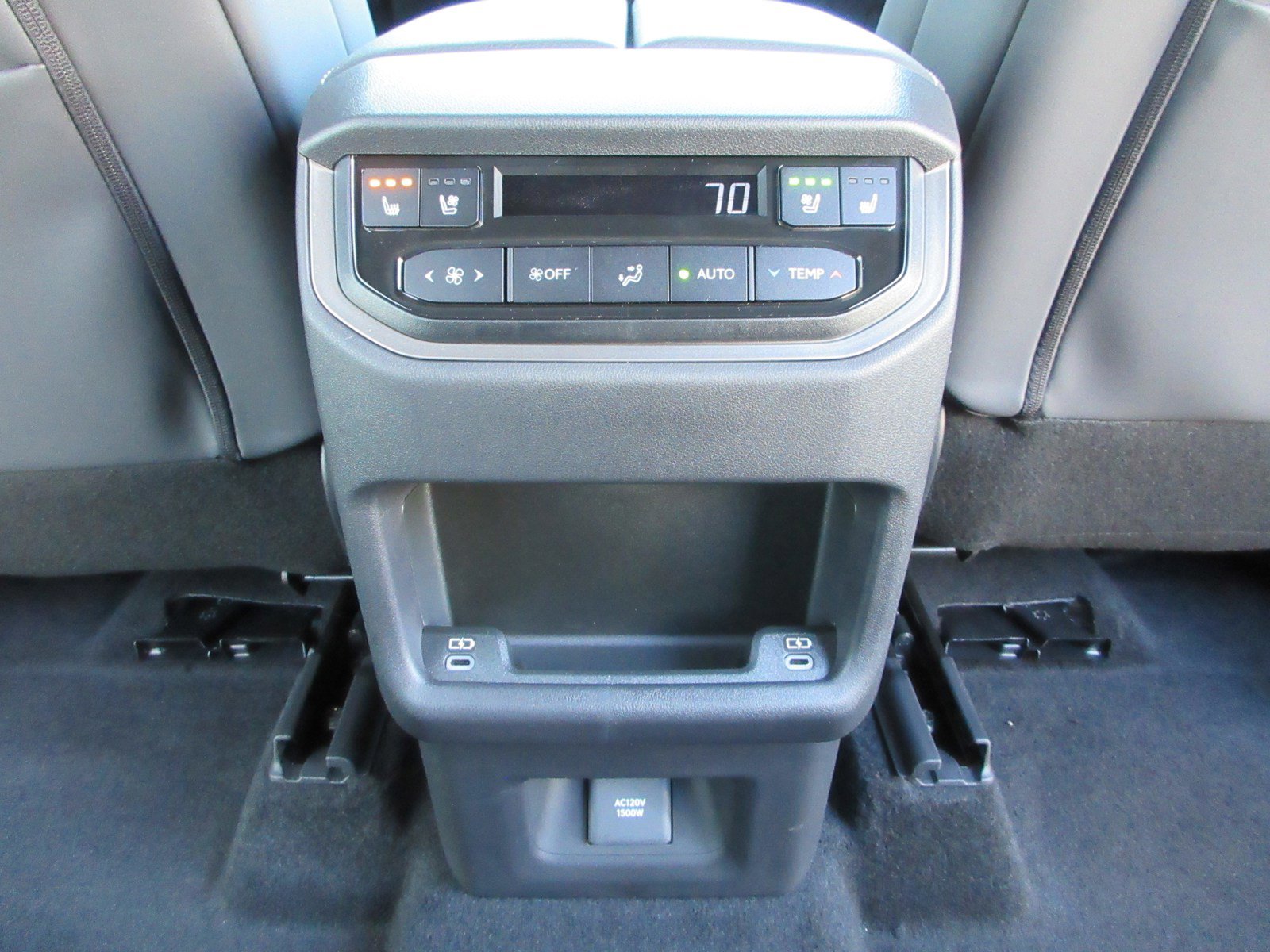 New 2026 Lexus TX 500h AWD image 23