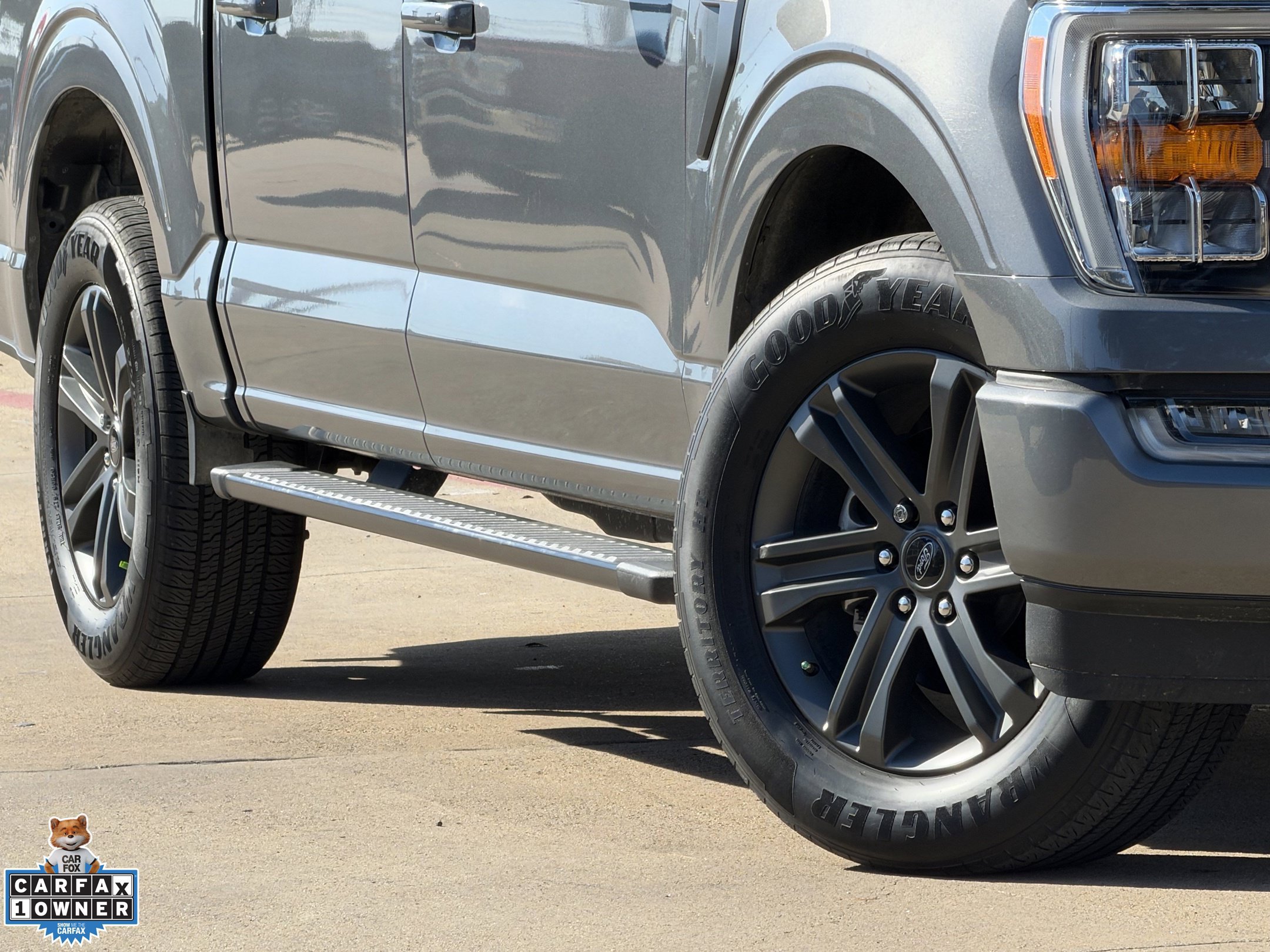 Used 2023 Ford F150 XLT w/ Equipment Group 302A High RWD image 3
