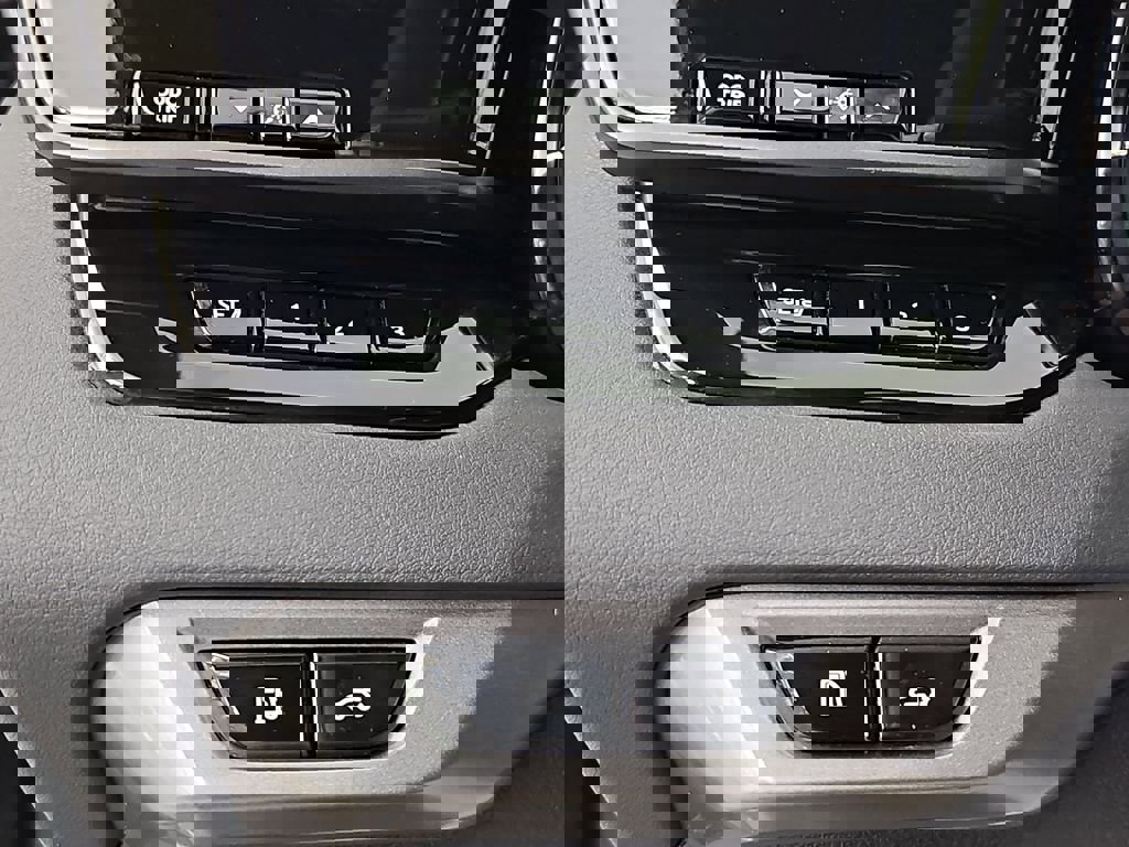 Certified 2025 Lexus RX 350h w/ Convenience Package image 29