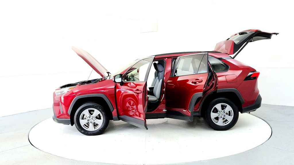 Certified 2024 Toyota RAV4 XLE w/ Convenience Package AWD/4WD image 10