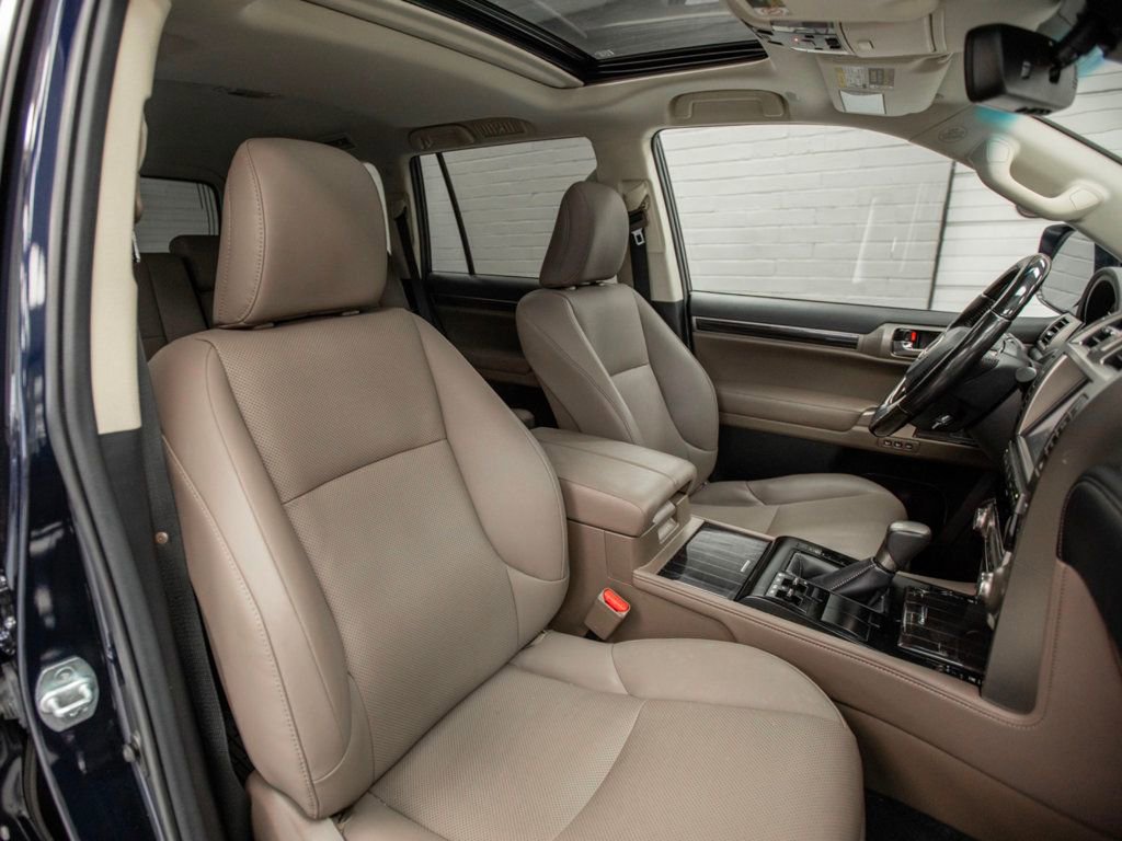 Used 2021 Lexus GX 460 Premium w/ Premium Package image 23