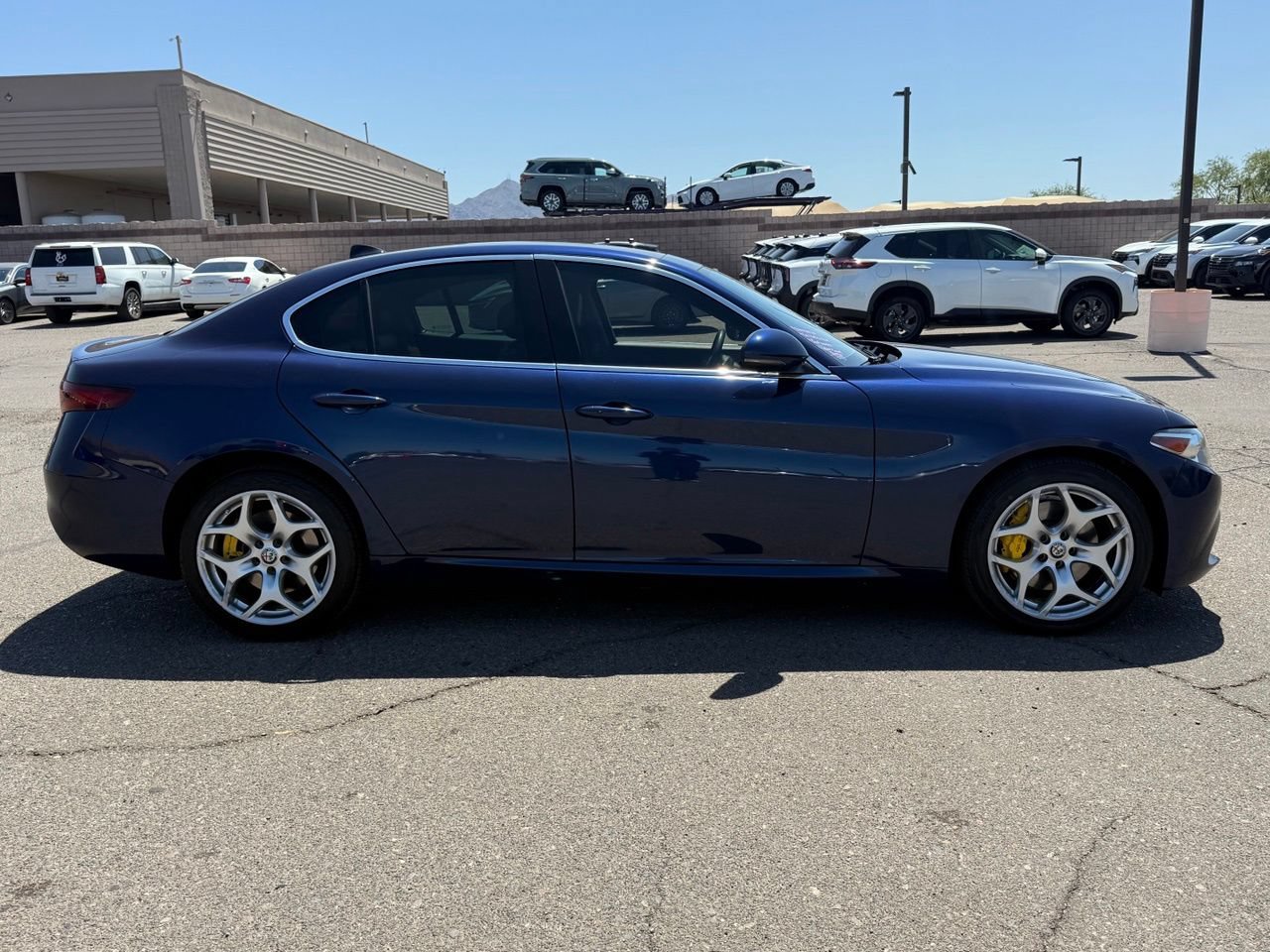 Used 2021 Alfa Romeo Giulia Ti AWD/4WD image 4