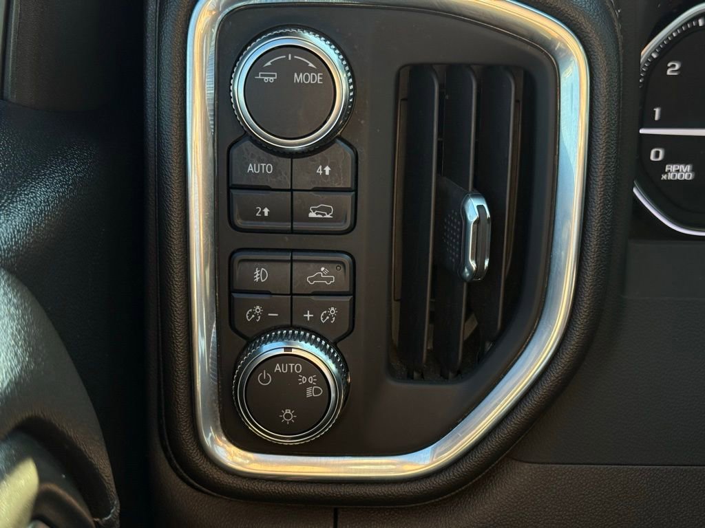 Used 2022 GMC Sierra 1500 Elevation w/ LPO, Elevation Black Package AWD/4WD image 26