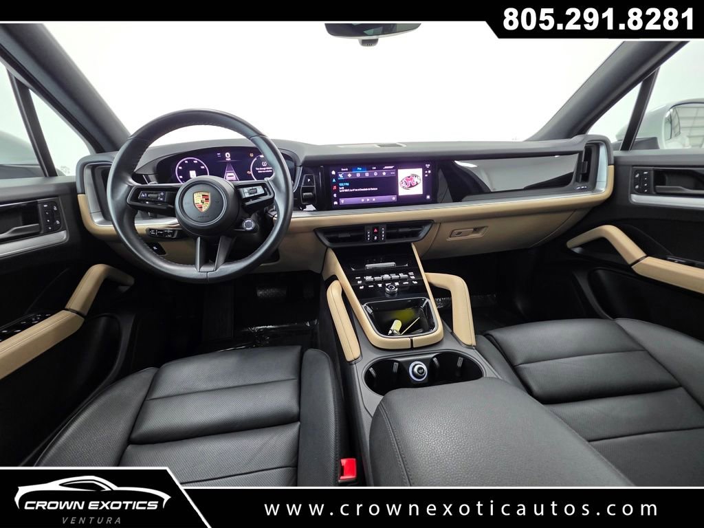 Used 2024 Porsche Cayenne image 19