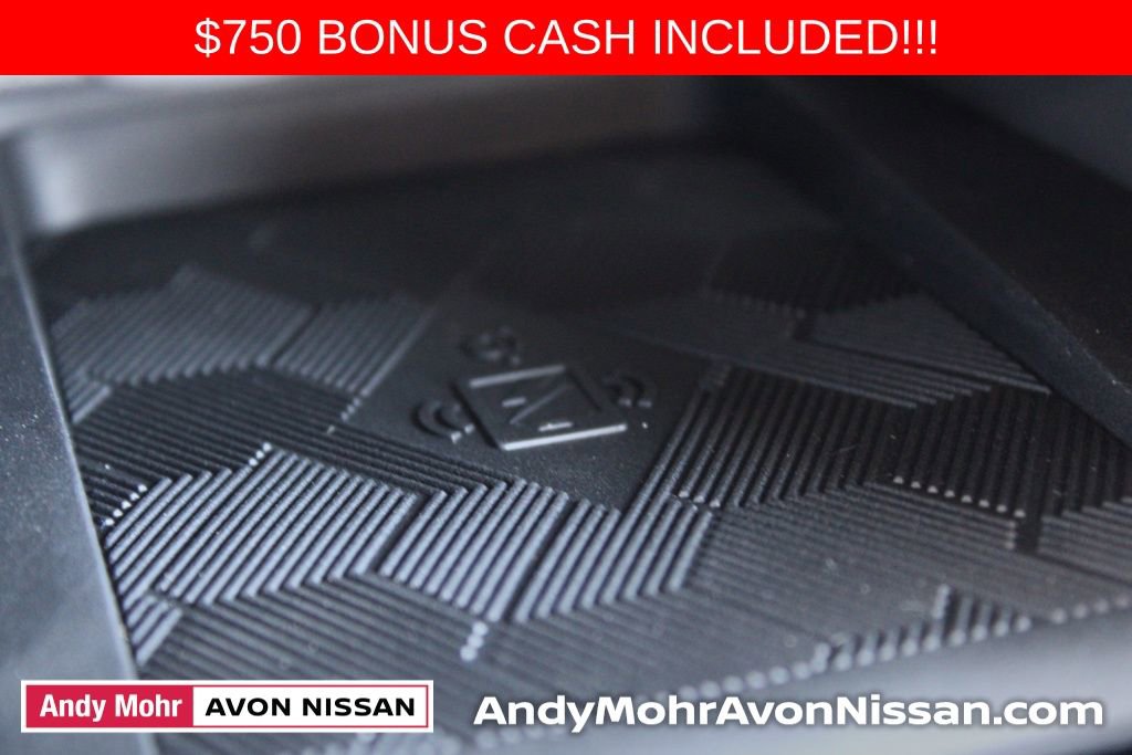 New 2025 Nissan Versa SV w/ Trunk Package image 24