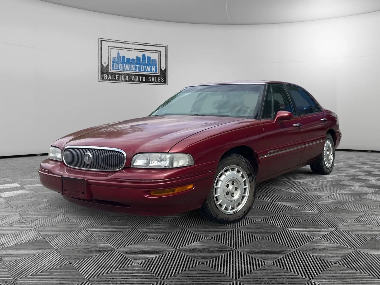 Used 1997 Buick Le Sabre Limited w/ Gran Touring Pkg FWD image 2
