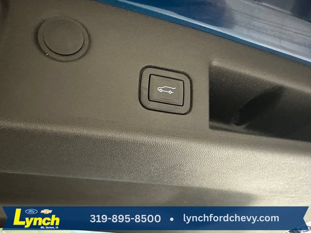 Used 2020 Chevrolet Equinox LT FWD image 19