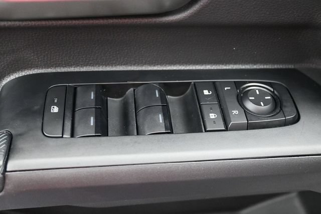 Used 2024 Toyota Tacoma TRD Off-Road AWD/4WD image 15