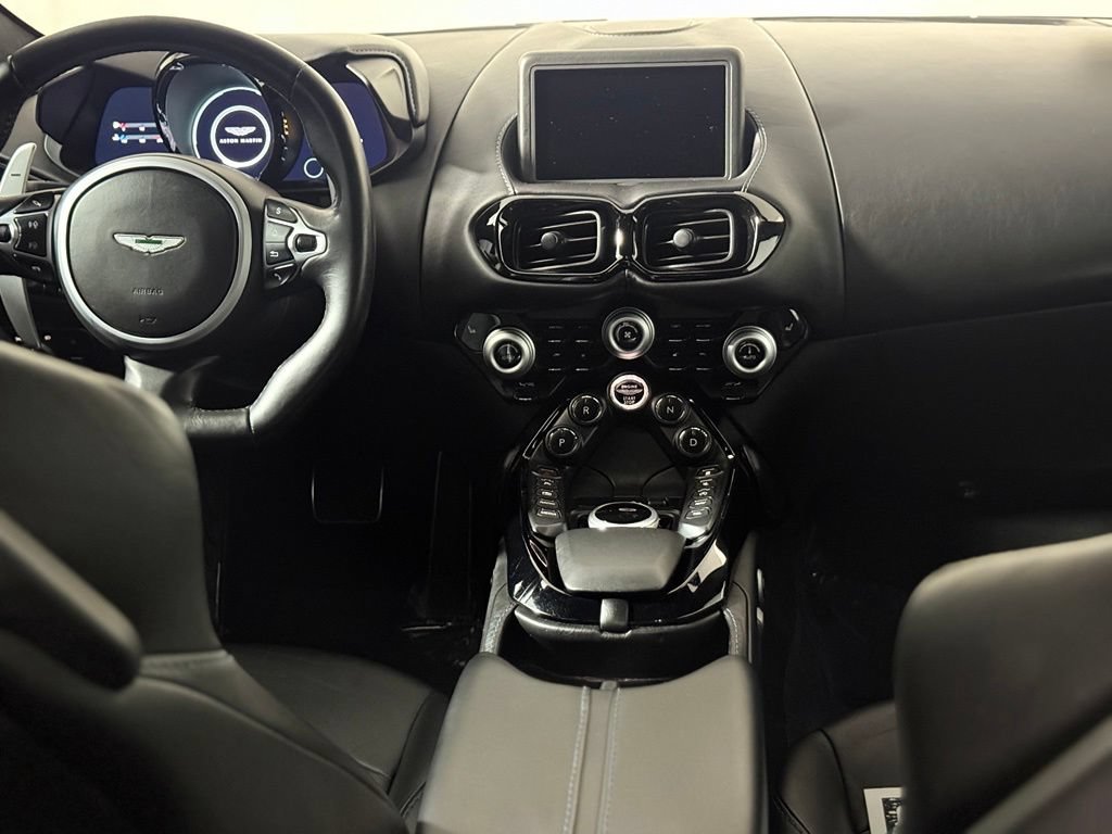 Used 2020 Aston Martin V8 Vantage Coupe RWD image 11