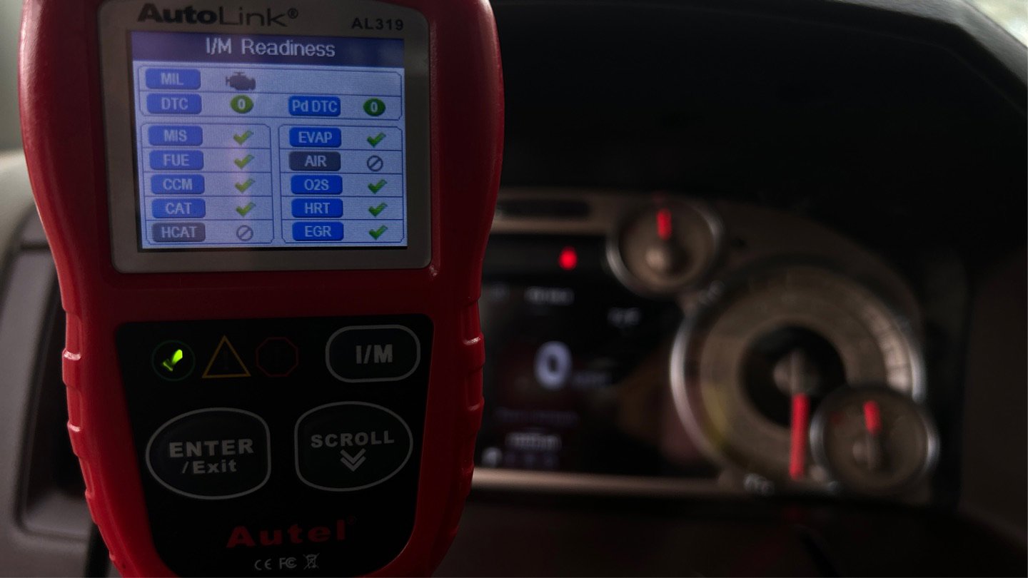 Used 2014 RAM 1500 Laramie Longhorn w/ Convenience Group image 10