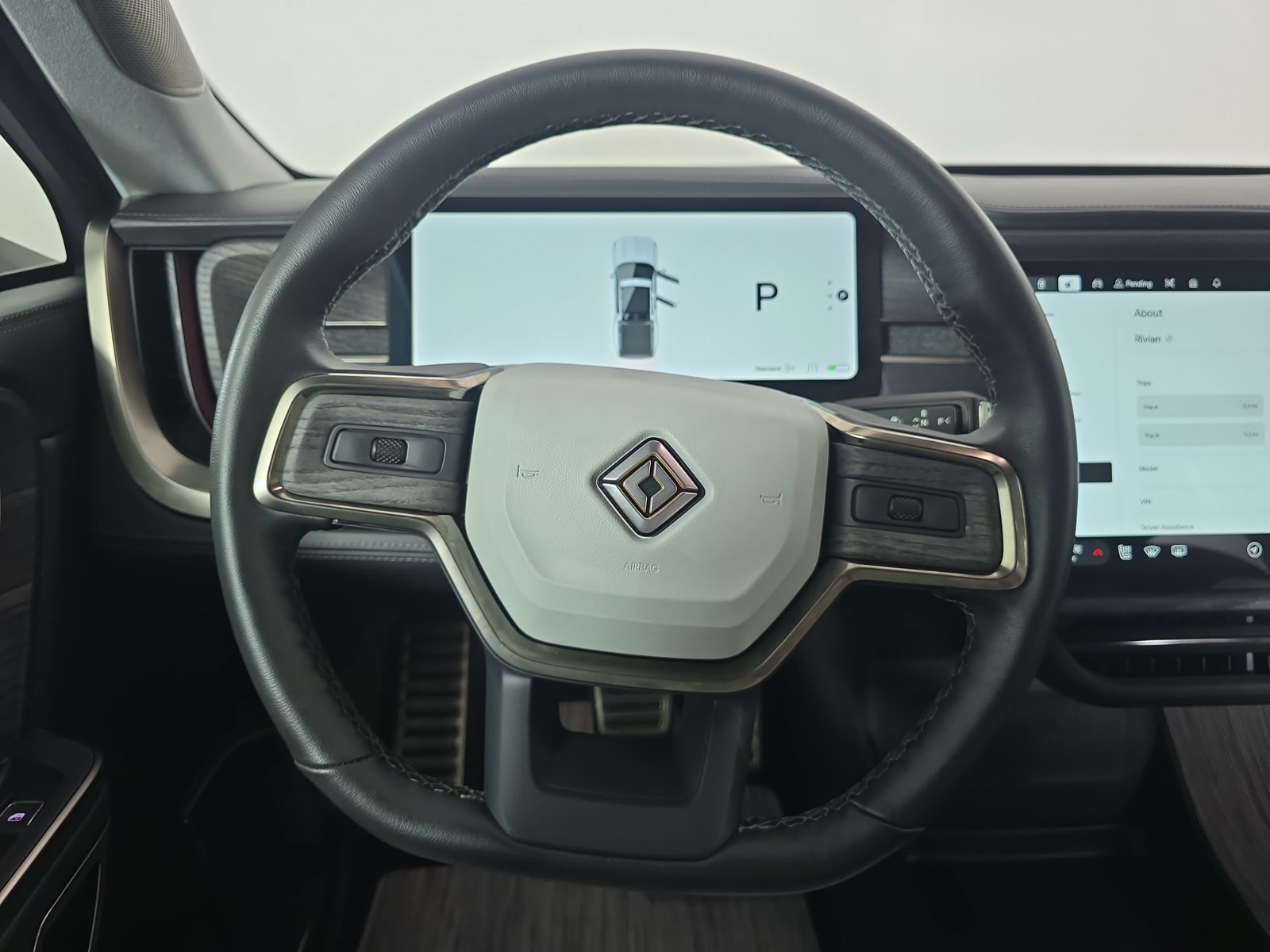 Used 2024 Rivian R1T Adventure Dual AWD/4WD image 26