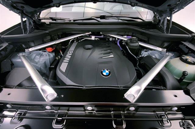 New 2026 BMW X5 xDrive40i w/ M Sport Package image 8