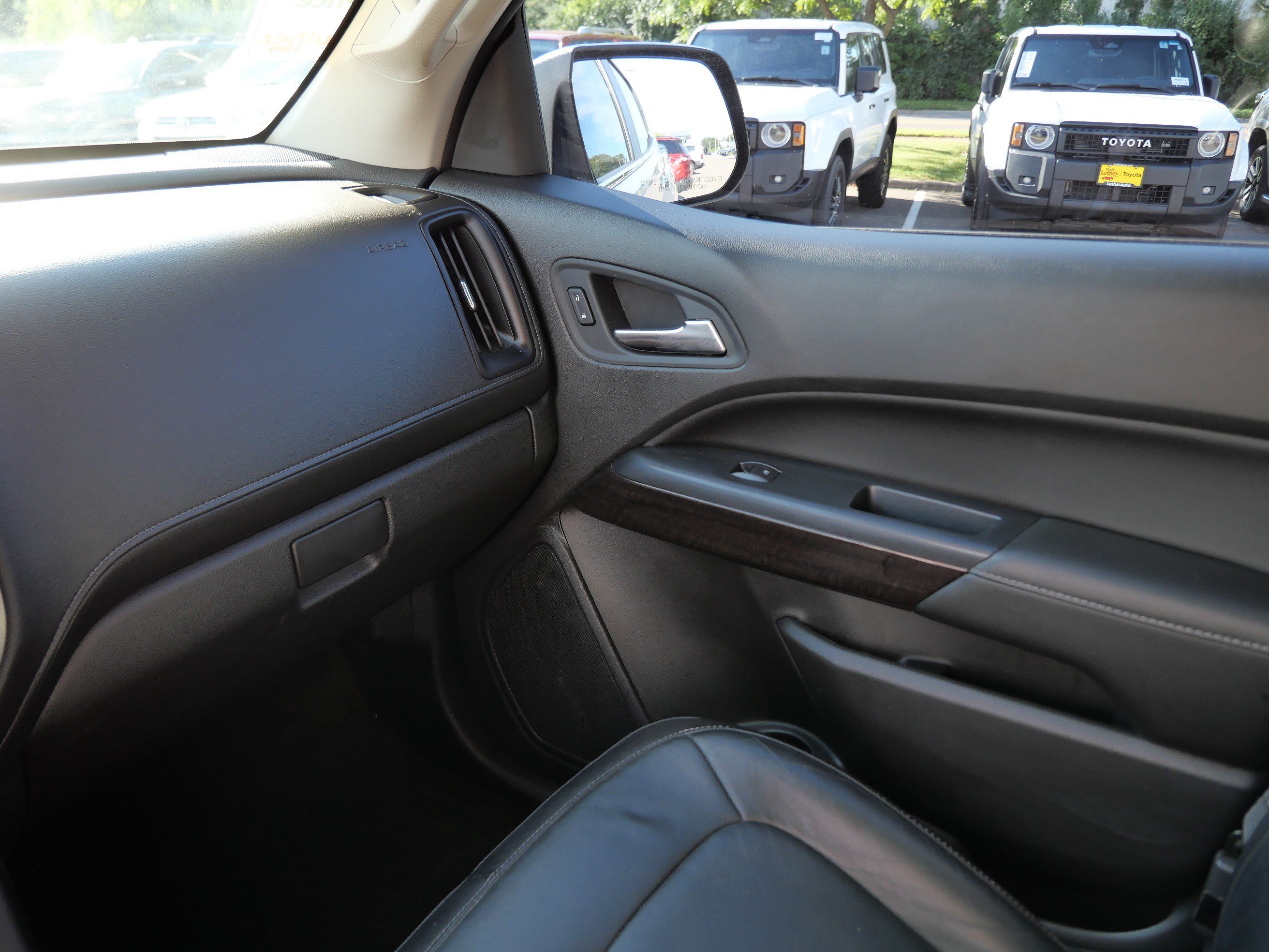 Used 2016 GMC Canyon SLT AWD/4WD image 32