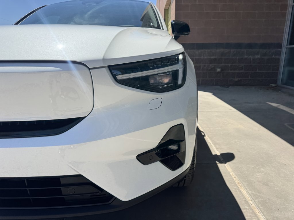 Used 2023 Volvo C40 P8 Recharge Ultimate image 11