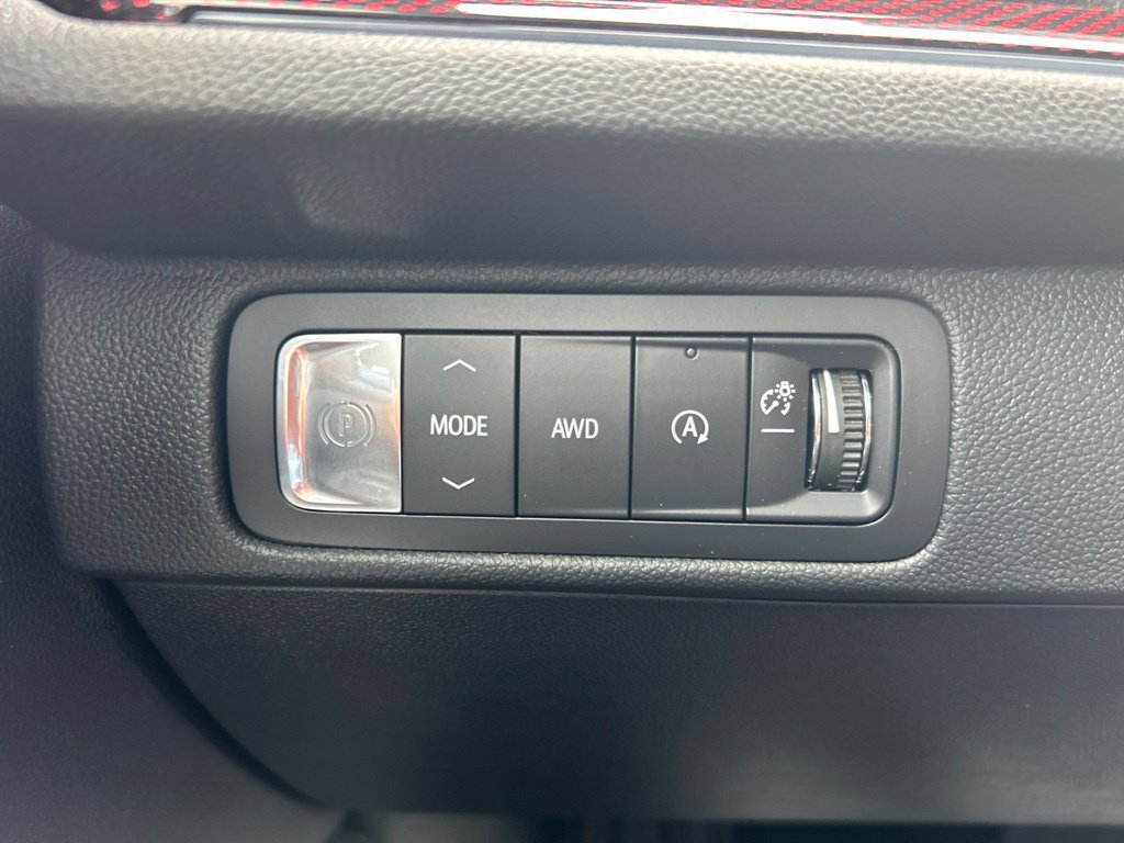 New 2026 Chevrolet Traverse Z71 w/ Enhanced Driving Package AWD/4WD image 20