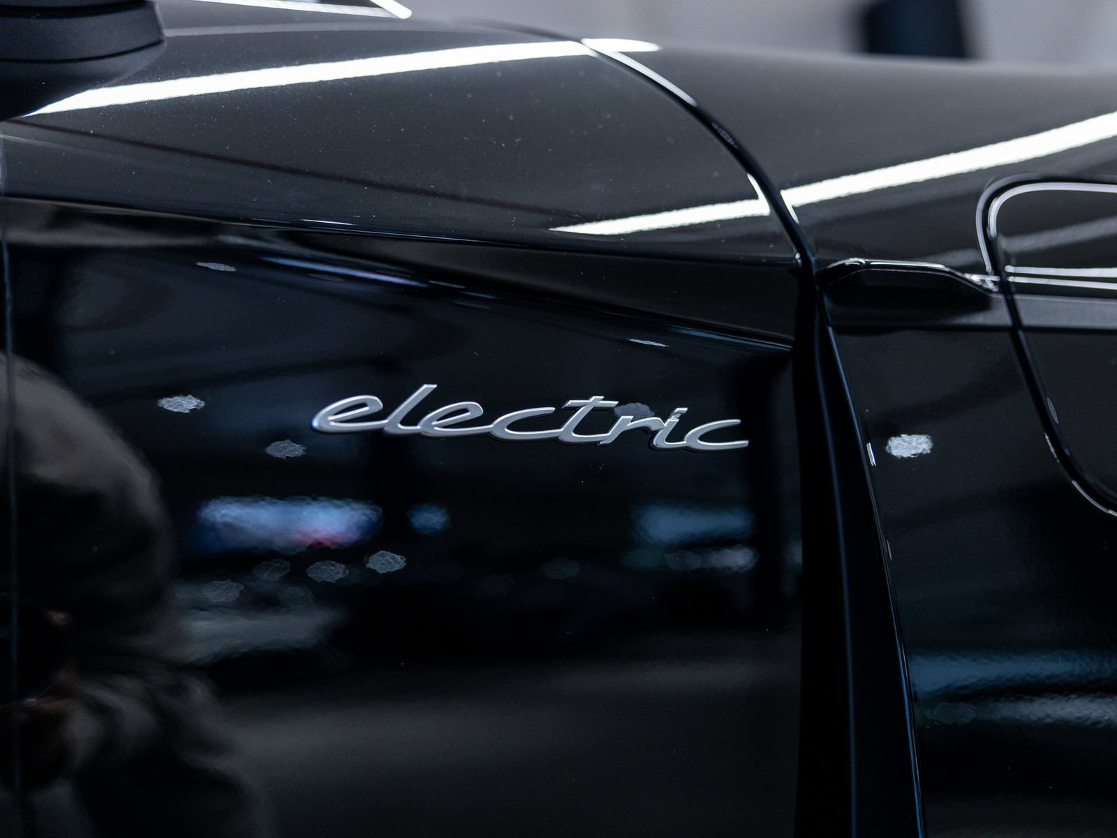 New 2026 Porsche Taycan RWD image 19