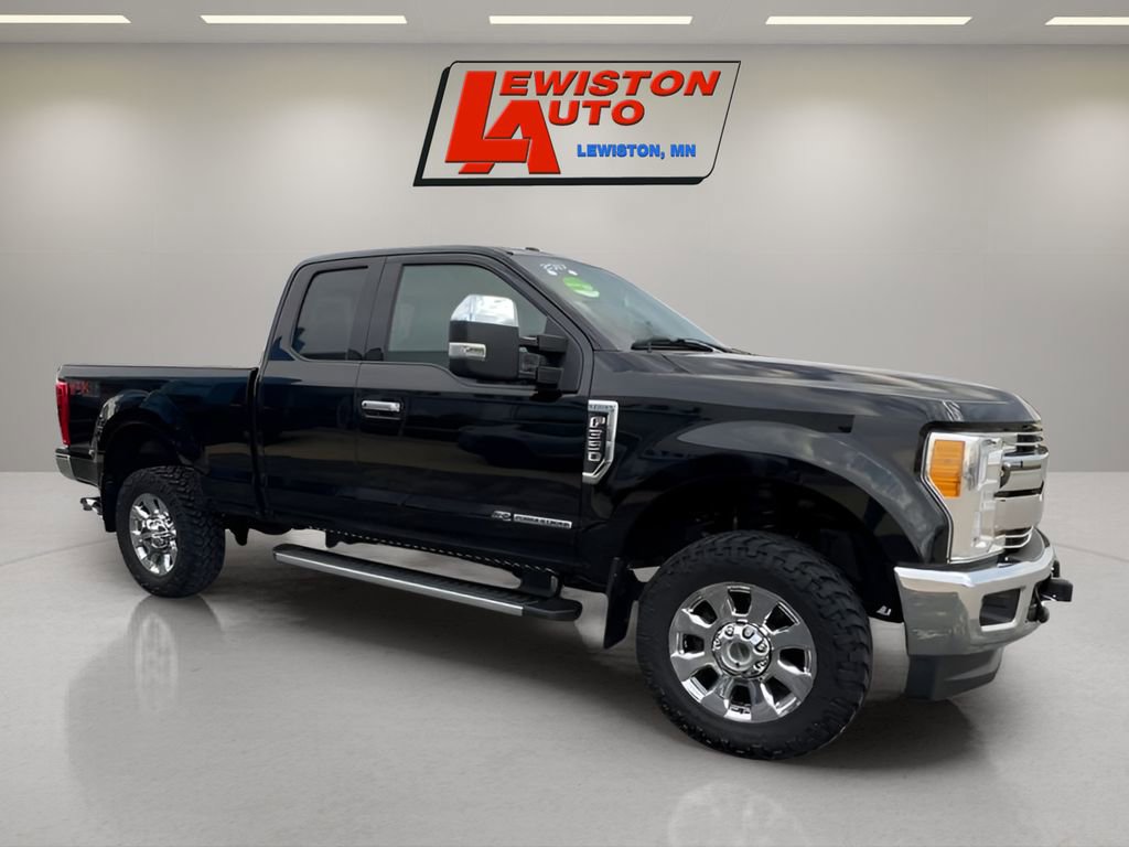 Used 2017 Ford F350 Lariat w/ Chrome Package image 2