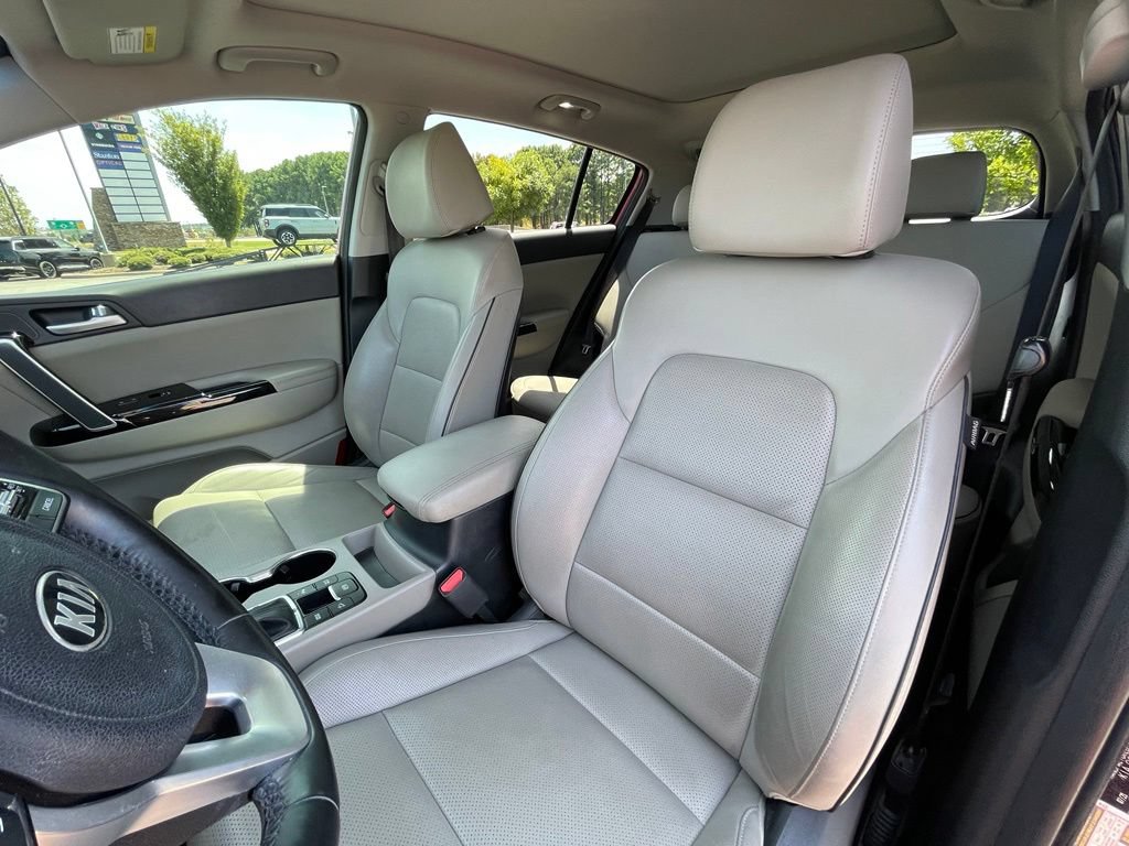 Used 2022 Kia Sportage EX w/ EX Technology Package FWD image 22