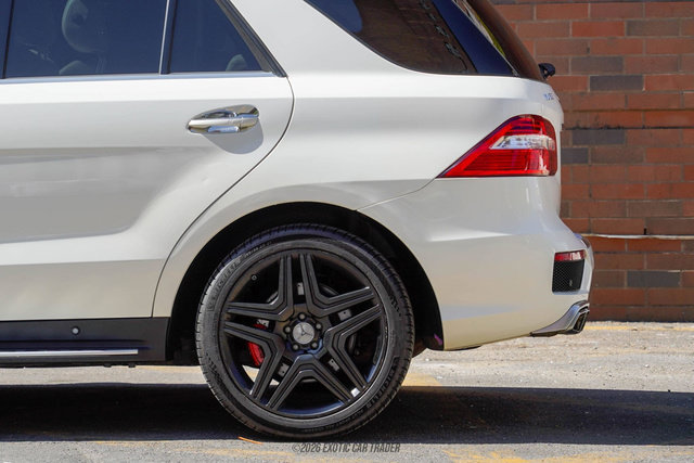 Used 2015 Mercedes-Benz ML 63 AMG 4MATIC image 5