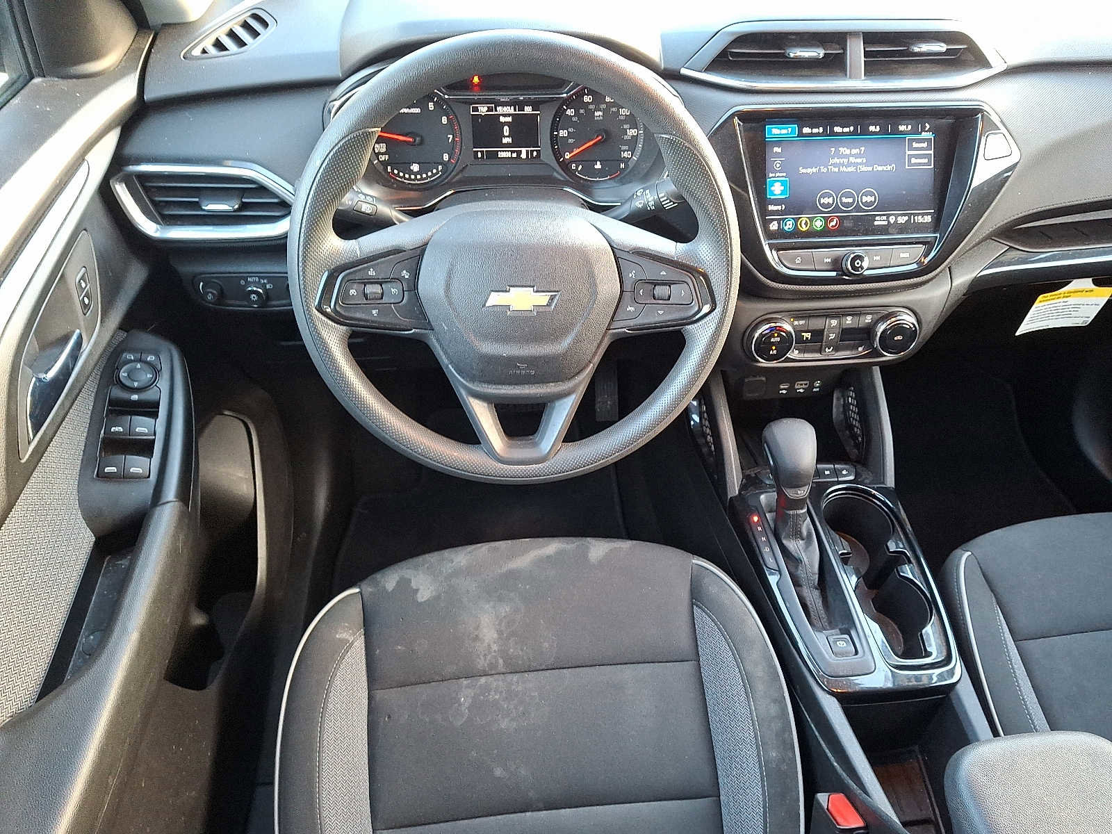 Used 2023 Chevrolet TrailBlazer LT w/ Convenience Package image 11