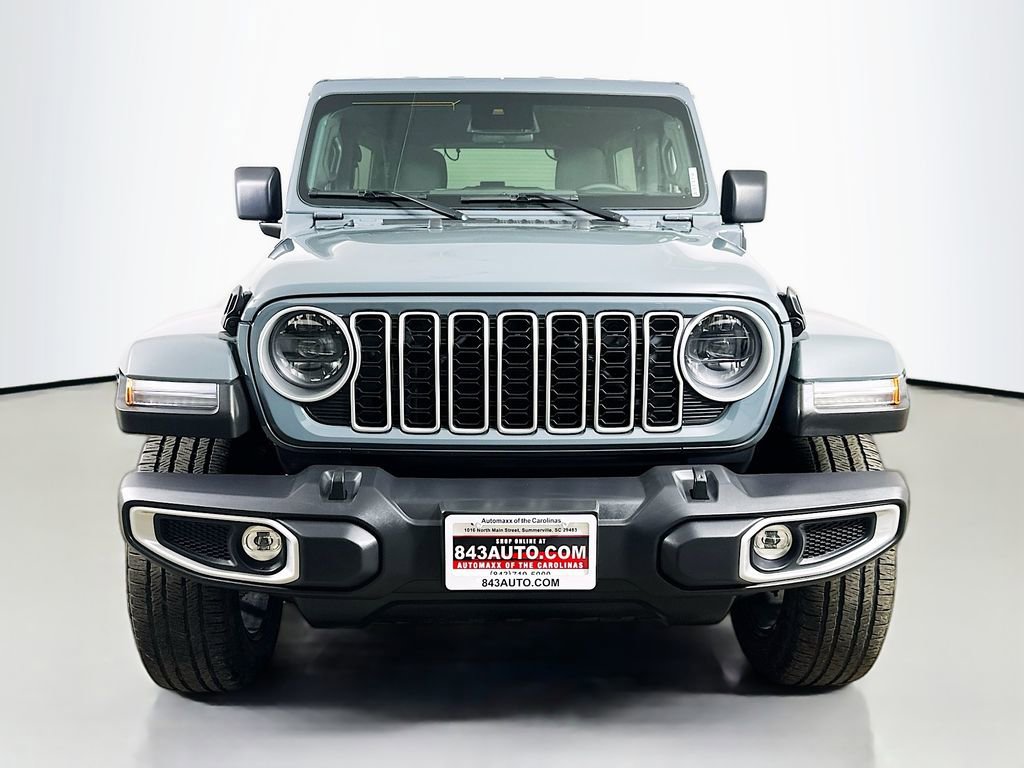 Used 2025 Jeep Wrangler Unlimited Sahara w/ Safety Group image 2