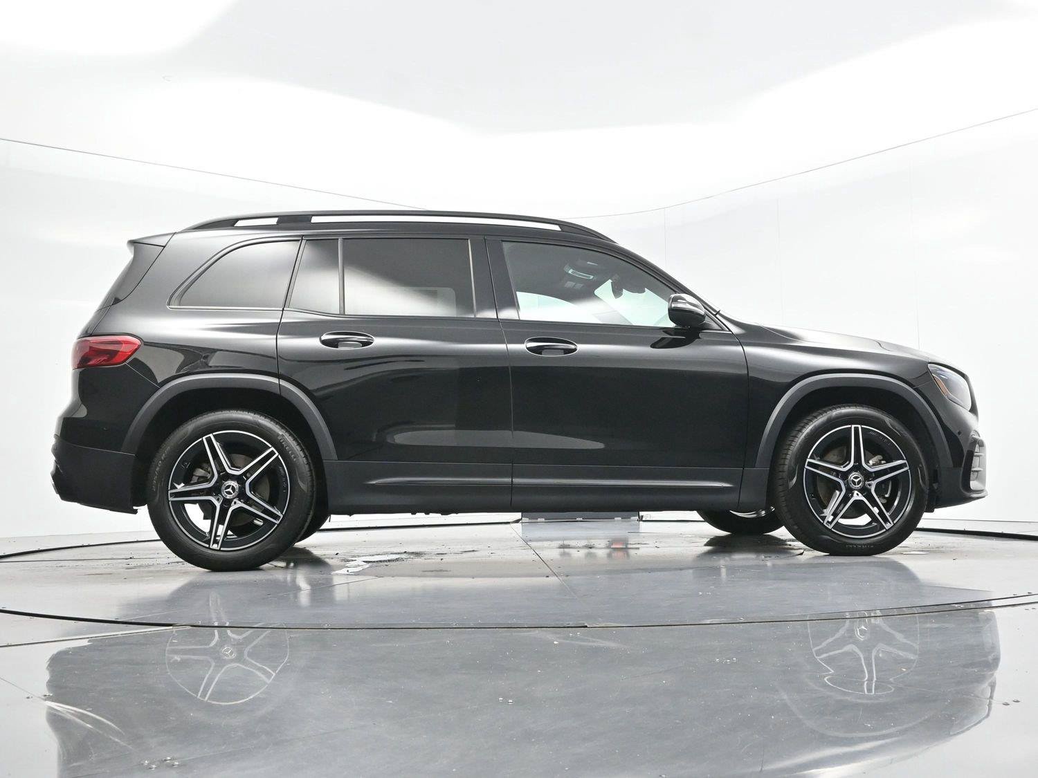 Used 2024 Mercedes-Benz GLB 250 image 50