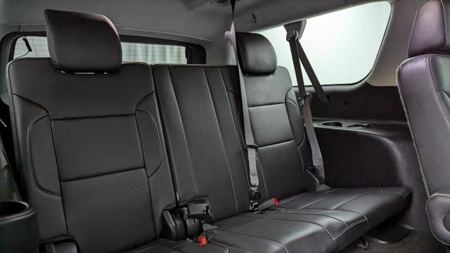 Used 2018 Chevrolet Suburban Premier image 19