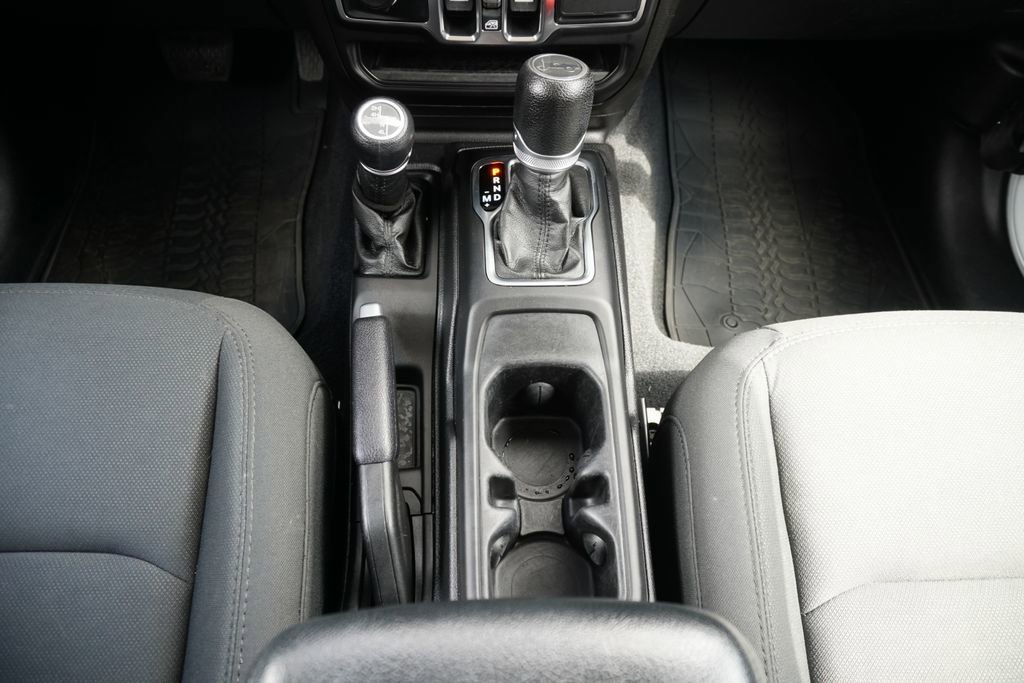 Used 2019 Jeep Wrangler Unlimited Sport S AWD/4WD image 20