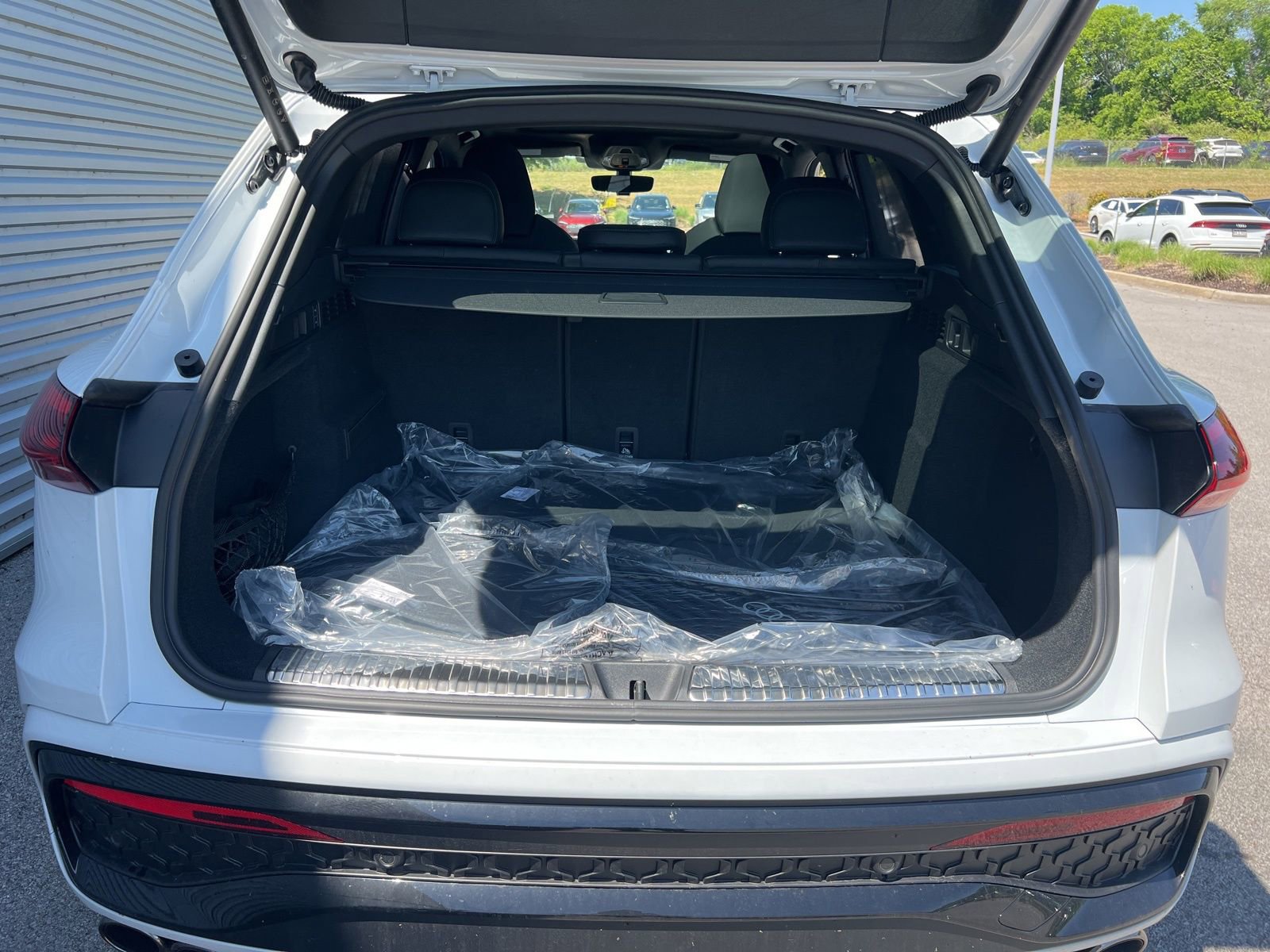 New 2026 Audi SQ5 Premium Plus AWD/4WD image 40