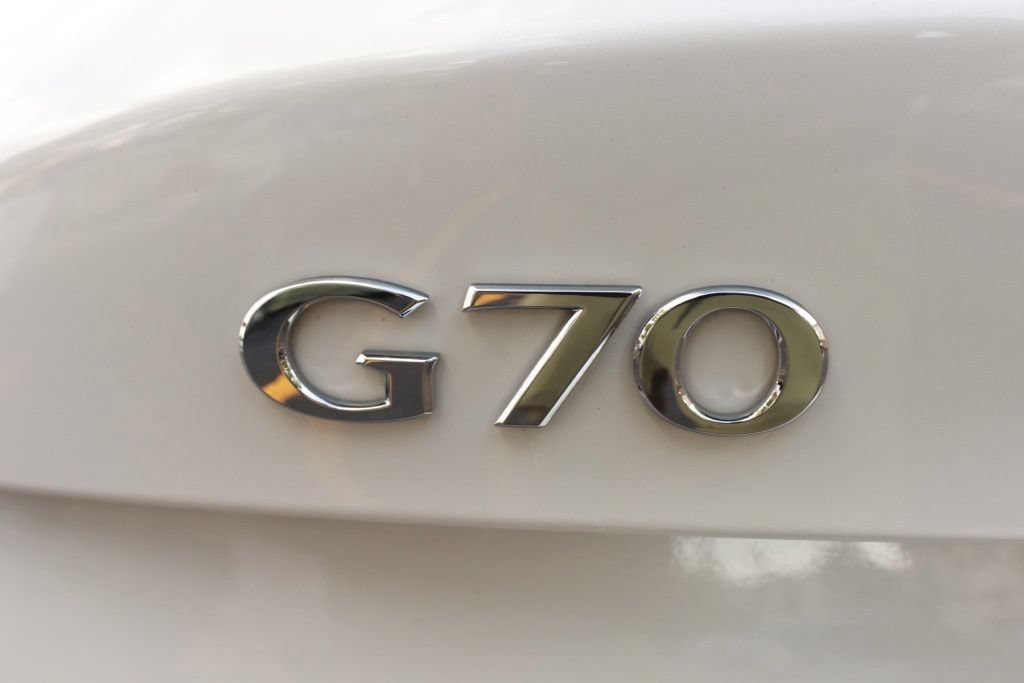 Used 2020 Genesis G70 2.0T w/ Elite Package RWD image 32