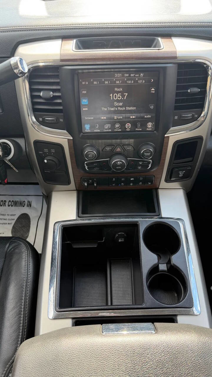 Used 2015 RAM 2500 Laramie w/ Convenience Group image 17