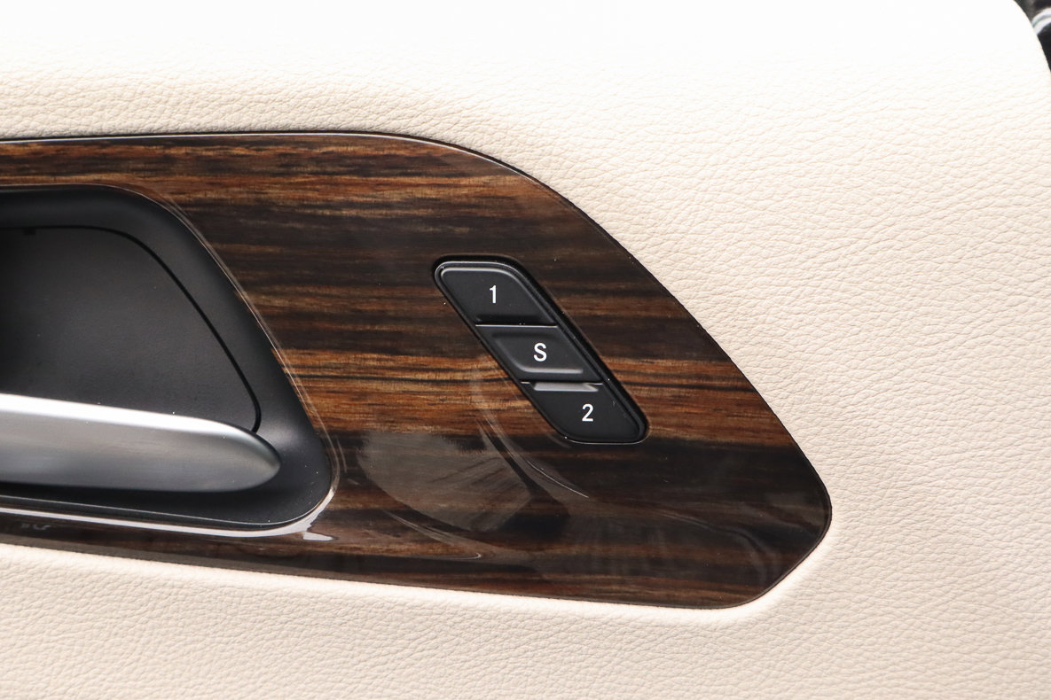 Used 2023 Chrysler Pacifica Limited image 15