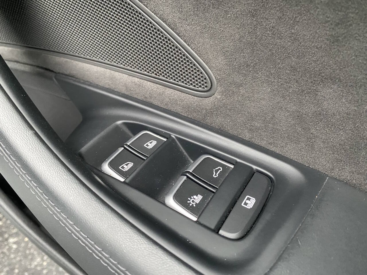Used 2016 Audi A8 L 3.0T w/ Executive Package AWD/4WD image 31