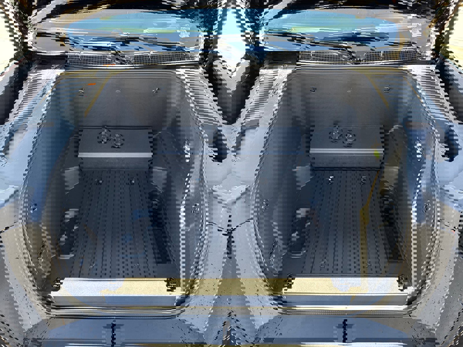 Used 2026 GMC Sierra EV Elevation image 8